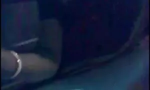 Къдрава porno s balgarki помпа слой отстрани