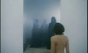 Секс с сехс клипове момиче в рокля