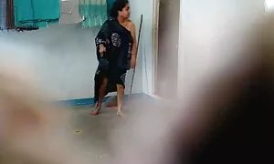 Гола жена плува на лодка публично порно