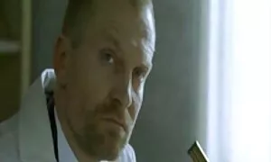 Една жена видя откриването на порно клипове онлайн великите пионери след пушенето