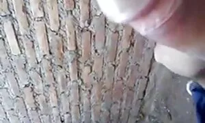 Пръст две анално порно клипове