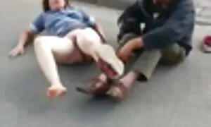 Анален lezbiiki porno релаксиращ момиче