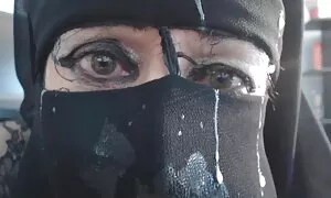 Аз големи пишки стрелям и момичето цял ден